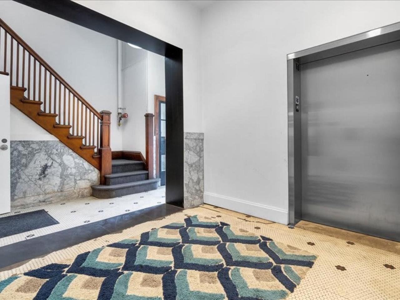 Quiet 1 Bed Studio Heart Of Downtown 디모인 외부 사진